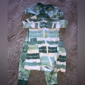 Cotton Sleepwear for 18 months old - brand Cat&Jack. Never worn - washed.